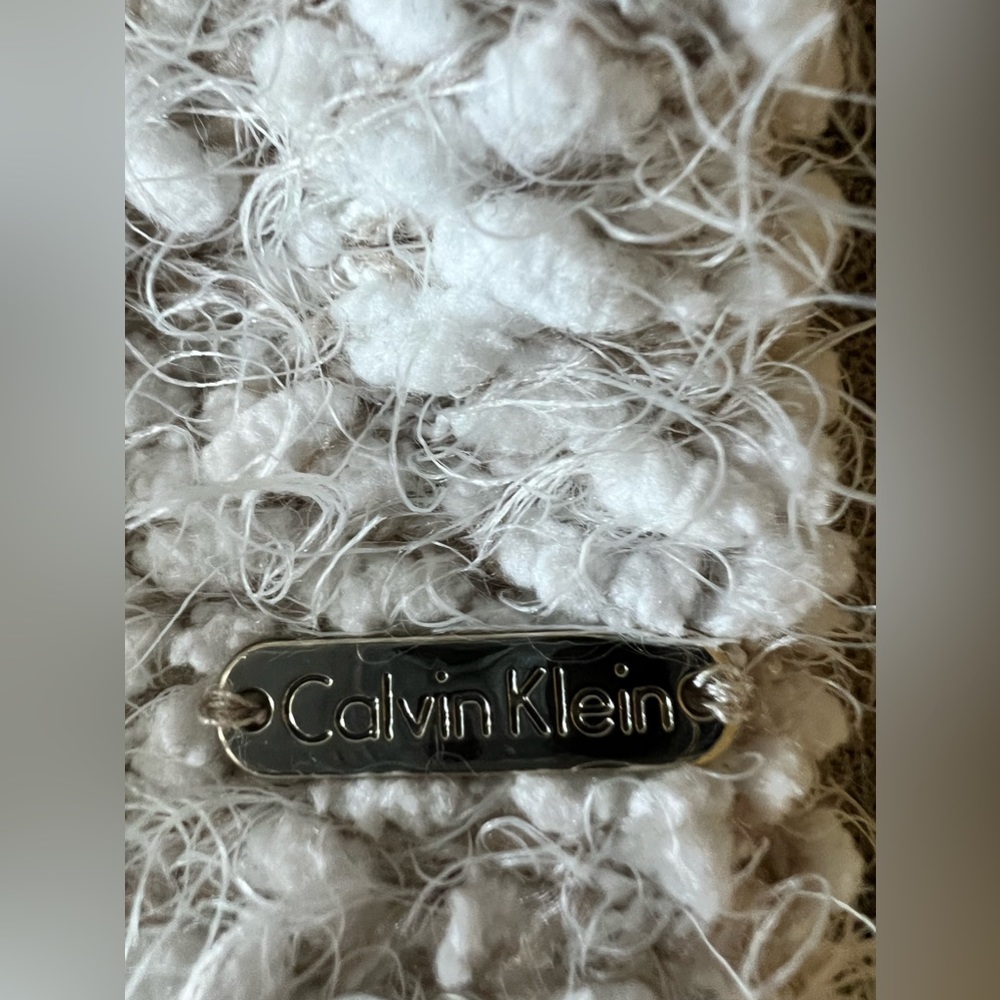Calvin Klein new without tags infinity scarf tan and white